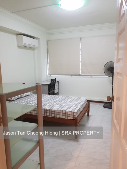 Blk 82 Strathmore Avenue (Queenstown), HDB 5 Rooms #177380932